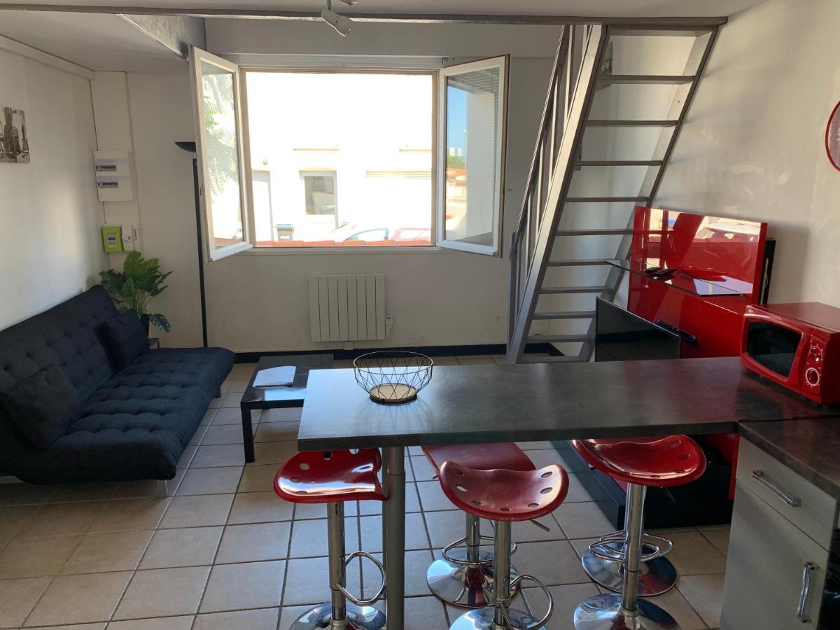 Appartement T3 Tout Confort En Duplex A 20Mn A Pied Du Centre-Ville Avec Tv Et Wifi Ла-Рошель Экстерьер фото